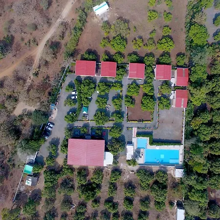Heeran Re-Treat Resort-3