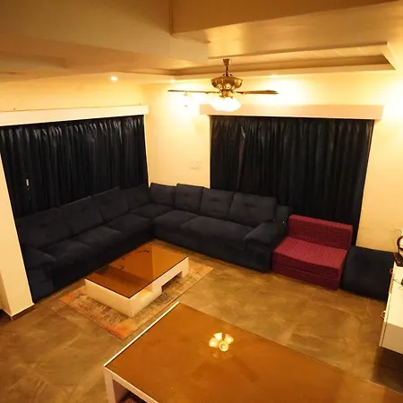 The Castle Villa Pine View Kasauli-2