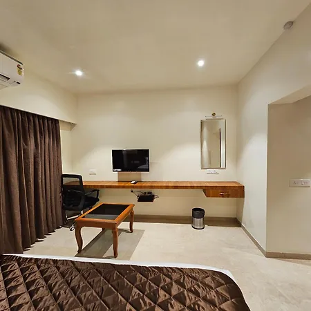 Hotel Pl Grand-2