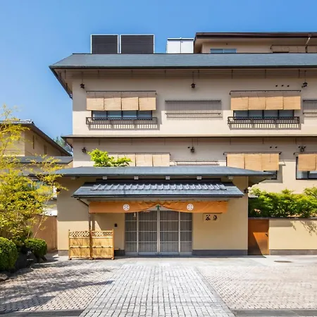Gion Ryokan Karaku-3