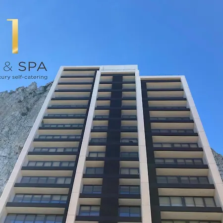 E1 Suites & Spa Aparthotel Style - Gym & Spa-3