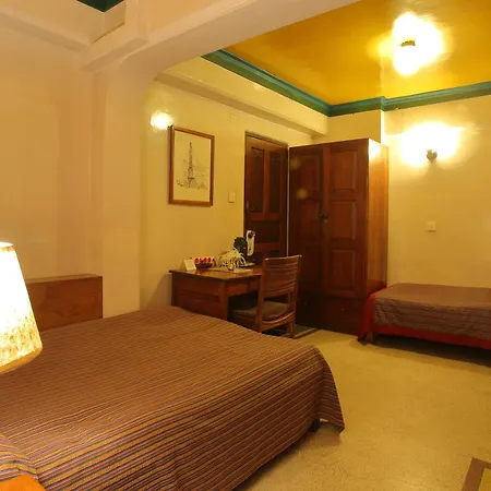 Vajra Hotel-3