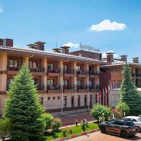 Bonjur Hotel Thermal & Wellness Club-3