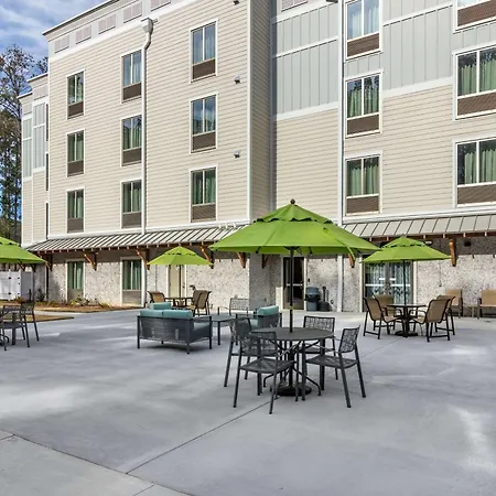 Best Western Plus Bluffton/Hilton Head Hotel-3