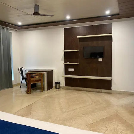 Hotel Viraj-3
