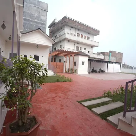 Brij Hari Villa-2