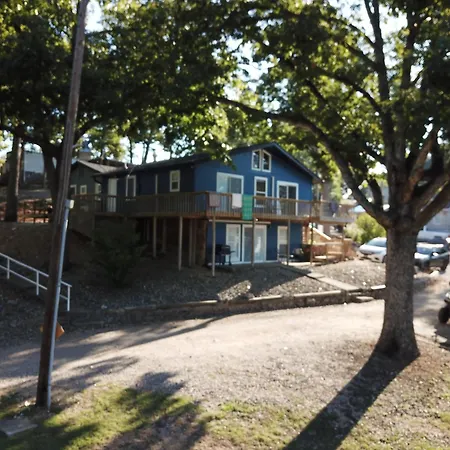 Bass Cove Lodge-3