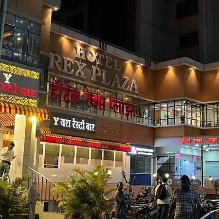 Stay Retreats At Rex Plaza - Nr Exhibition Centre, Vashi-2