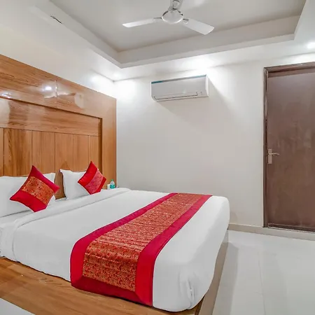 Hotel Mayank Plaza-Near Igi Airport Terminal-3-3