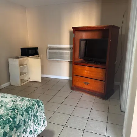 Royal Arms Motel-3