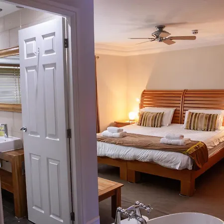 The Frenchgate Bed And Breakfast-3