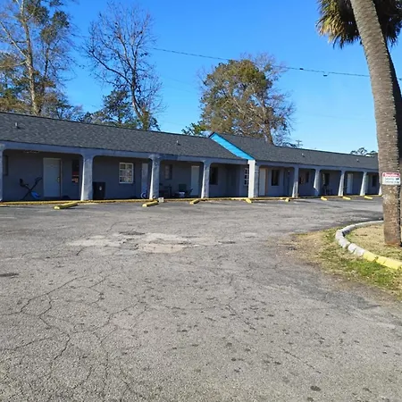 Crown Inn By Oyo Orangeburg Hwy 301-3