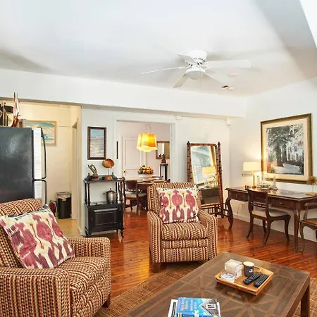 Burns Square Boutique Hotel-2