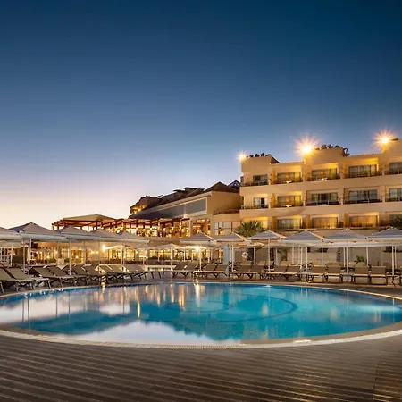 Grande Real Santa Eulalia Resort & Hotel Spa-2