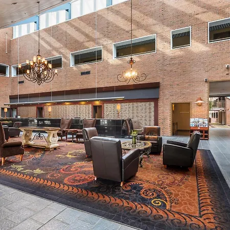 Crowne Plaza Minneapolis West By Ihg-2