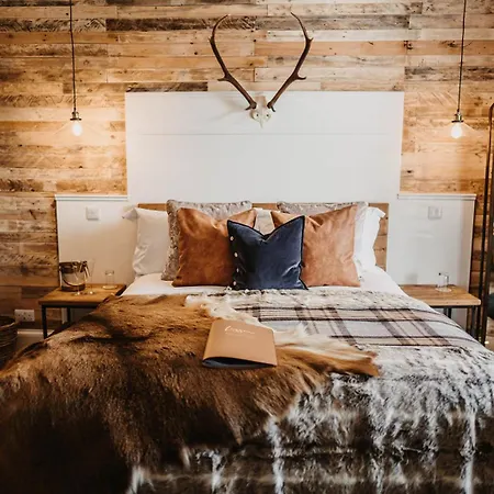 The Murray Arms - Award Winning Boutique Hotel-2