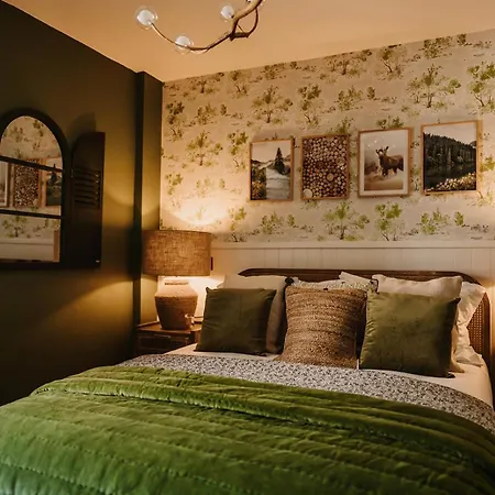 The Murray Arms - Award Winning Boutique Hotel-3