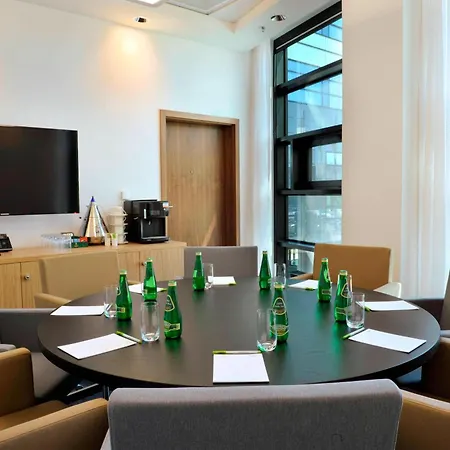 Courtyard By Marriott Gdynia Waterfront-3