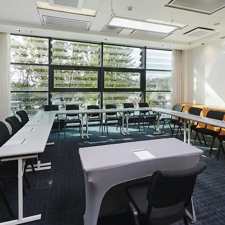 Courtyard By Marriott Gdynia Waterfront-2