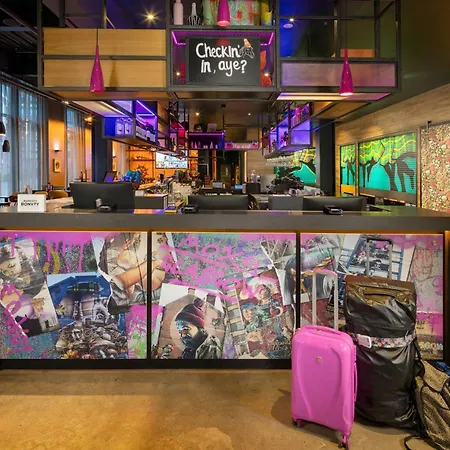 Moxy Glasgow Merchant City-3
