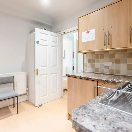 1 Riverside Apartments-3