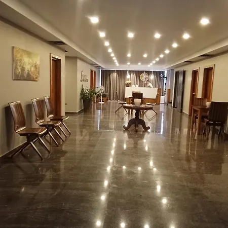 Luxe Inn-3