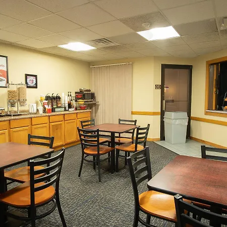 Coratel Inn And Suites By Jasper River Falls-3
