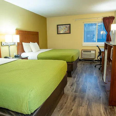 Coratel Inn And Suites By Jasper River Falls-2