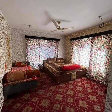 Hotel Kashmir Heaven-3