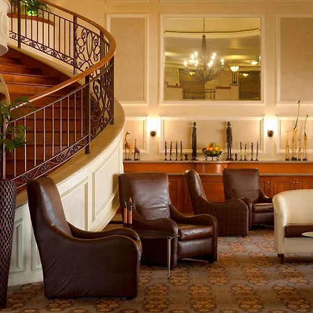Ct Hotel-2