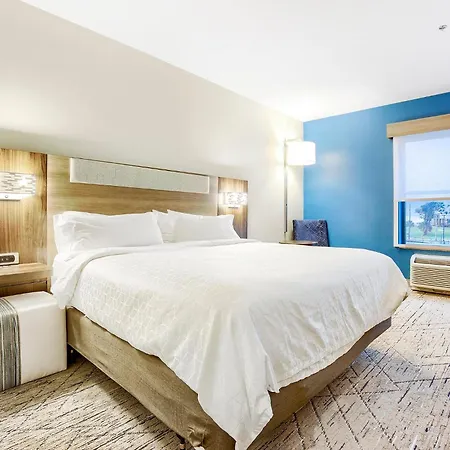 Holiday Inn Express - Gulfport Beach By Ihg-3