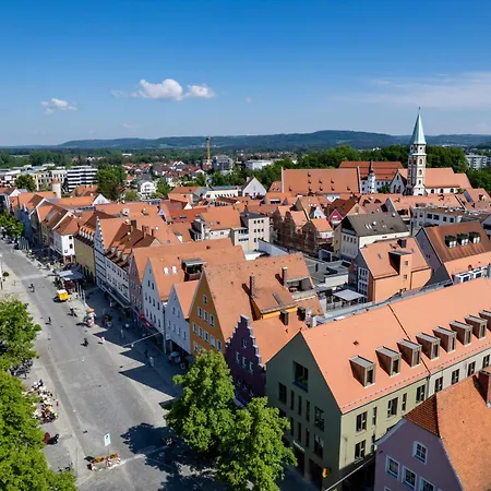 Stadthotel Neumarkt Mitte-3