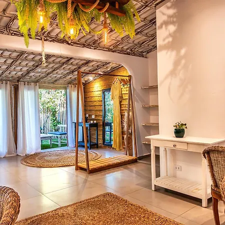Awe Villa Boutique & Beach Club-2