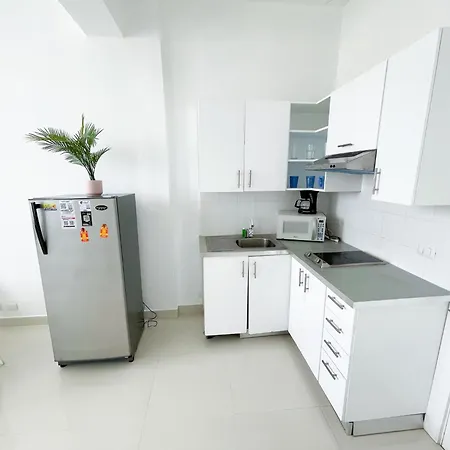 Ducassi Suites Studios Vacation Hotel - Bavaro Beach Club - Wifi - Parking-3