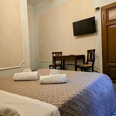 Dietro Al Corso - 12 Pm Check Out - City Center Stay-2