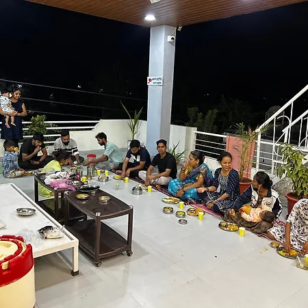 Vatavriksha Guest House,Akkalkot-2