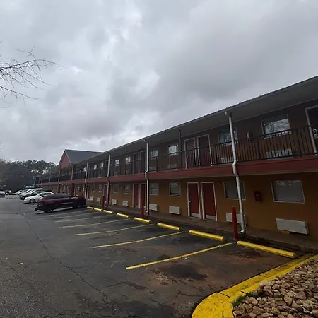 Live In Lodge Stone Mountain-2
