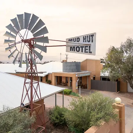 Mud Hut Motel-2