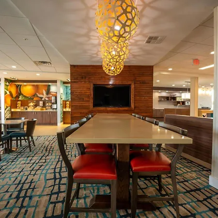 Fairfield Inn & Suites By Marriott Huntsville-3