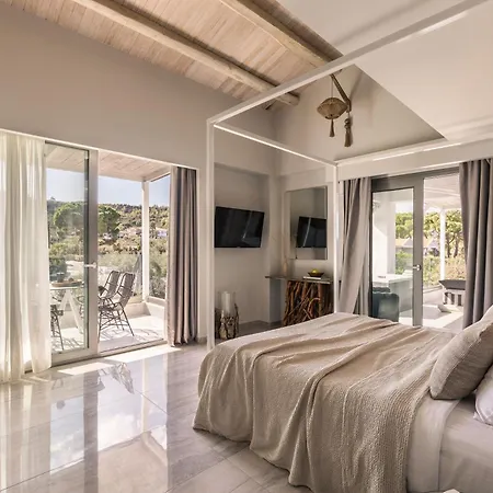Blue Carpet Luxury Suites-3