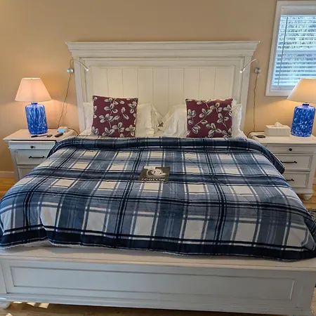 Salish B&B And Spa-3