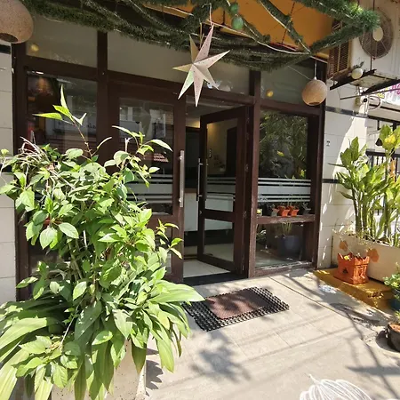 Arunik Inn-2