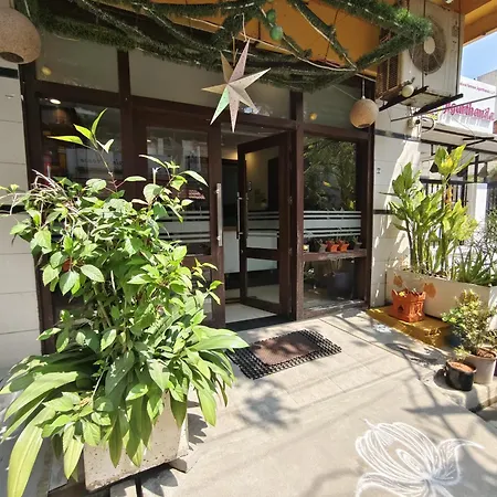 Arunik Inn-3