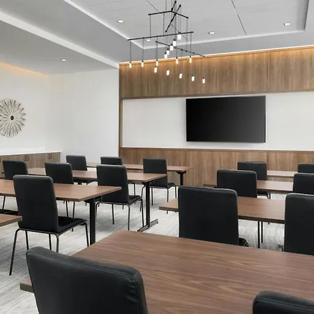 Ac Hotel By Marriott Dayton-3