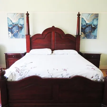 Thule Guesthouse Selborne-3