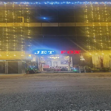 Jet Fox By Aero View Hotel, Delhi Airport-3