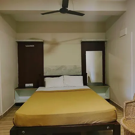 Vel Residency - Budget Stay-3