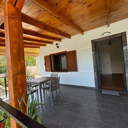 Villa Sana Rooms-3