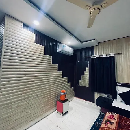Shiv Krishna Home Stay-2