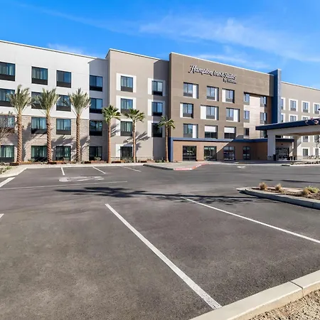 Hampton Inn & Suites Corona, Ca-2